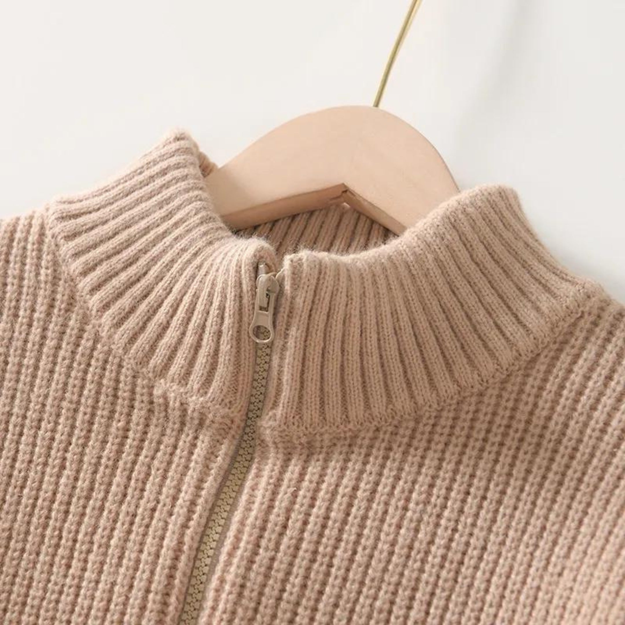 Aura - Zip-Up Pullover